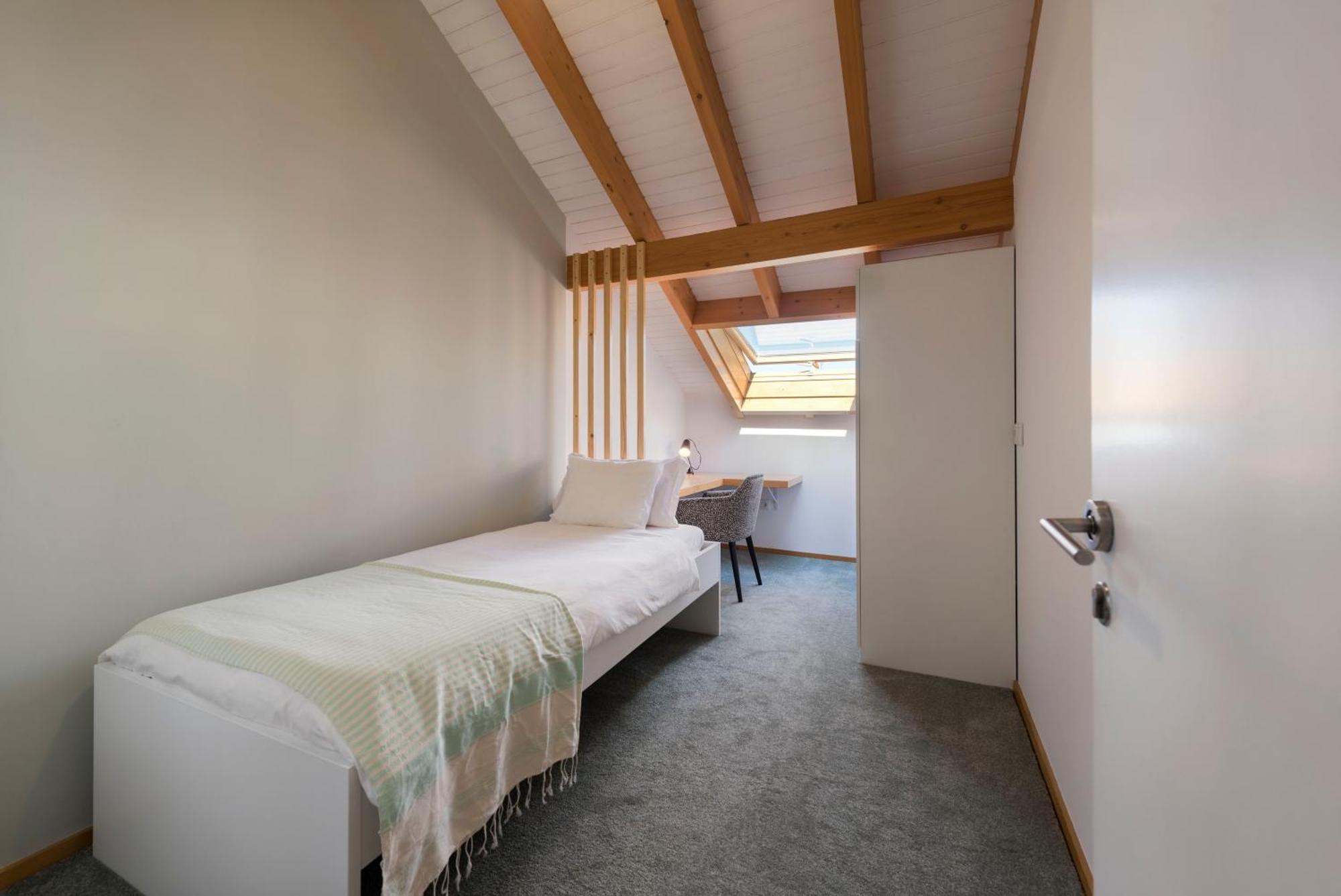 Fred'S House Asprela Hotel Porto Room photo